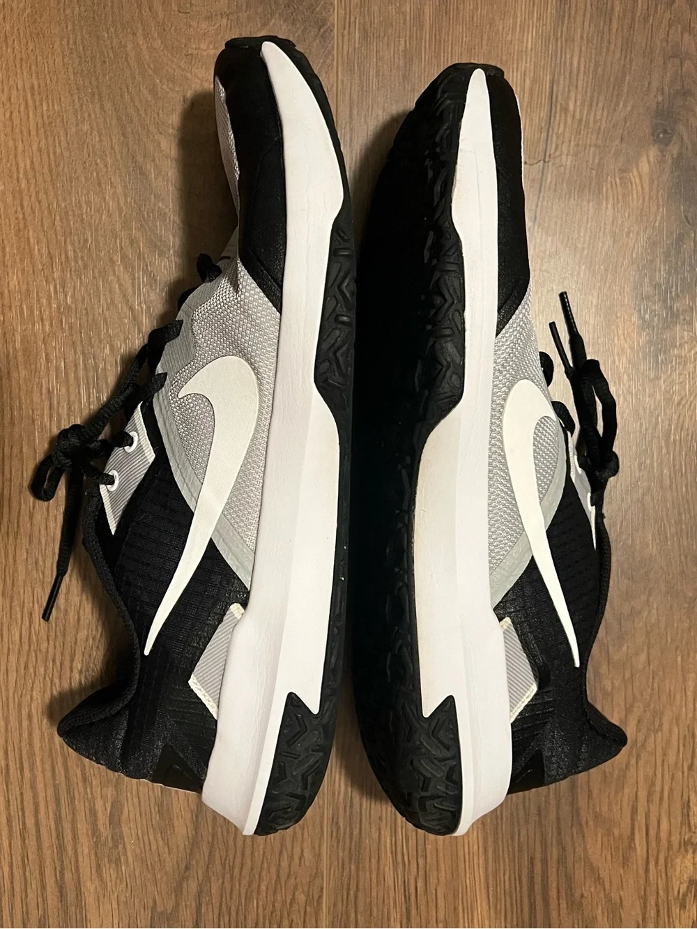 Nike Varsity Compete TR 3 training shoes